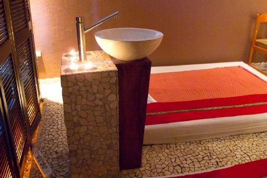 Zimmer 'Chiang Mai' Mandarin Spa Nimwegen, Niederlande. (3)