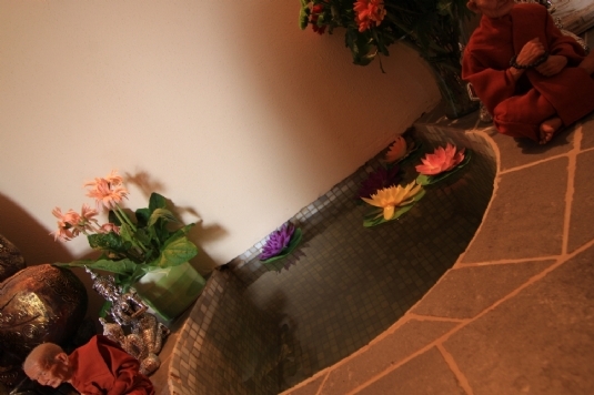 Empfangsbereich des Mandarin Spa Uden, Niederlande. (2)