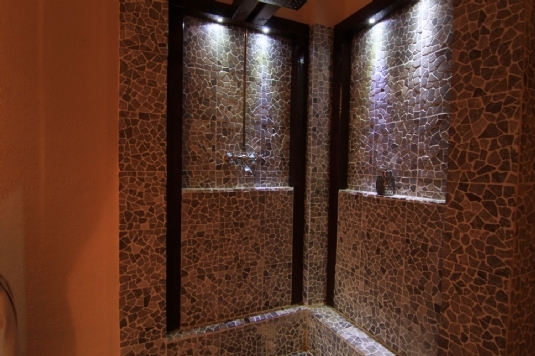 Massageraum 'Chon Buri' Mandarin Spa Uden, Niederlande. (2)