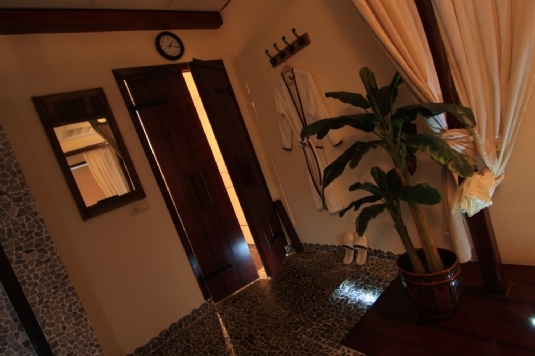 Massageraum 'Chon Buri' Mandarin Spa Uden, Niederlande. (4)